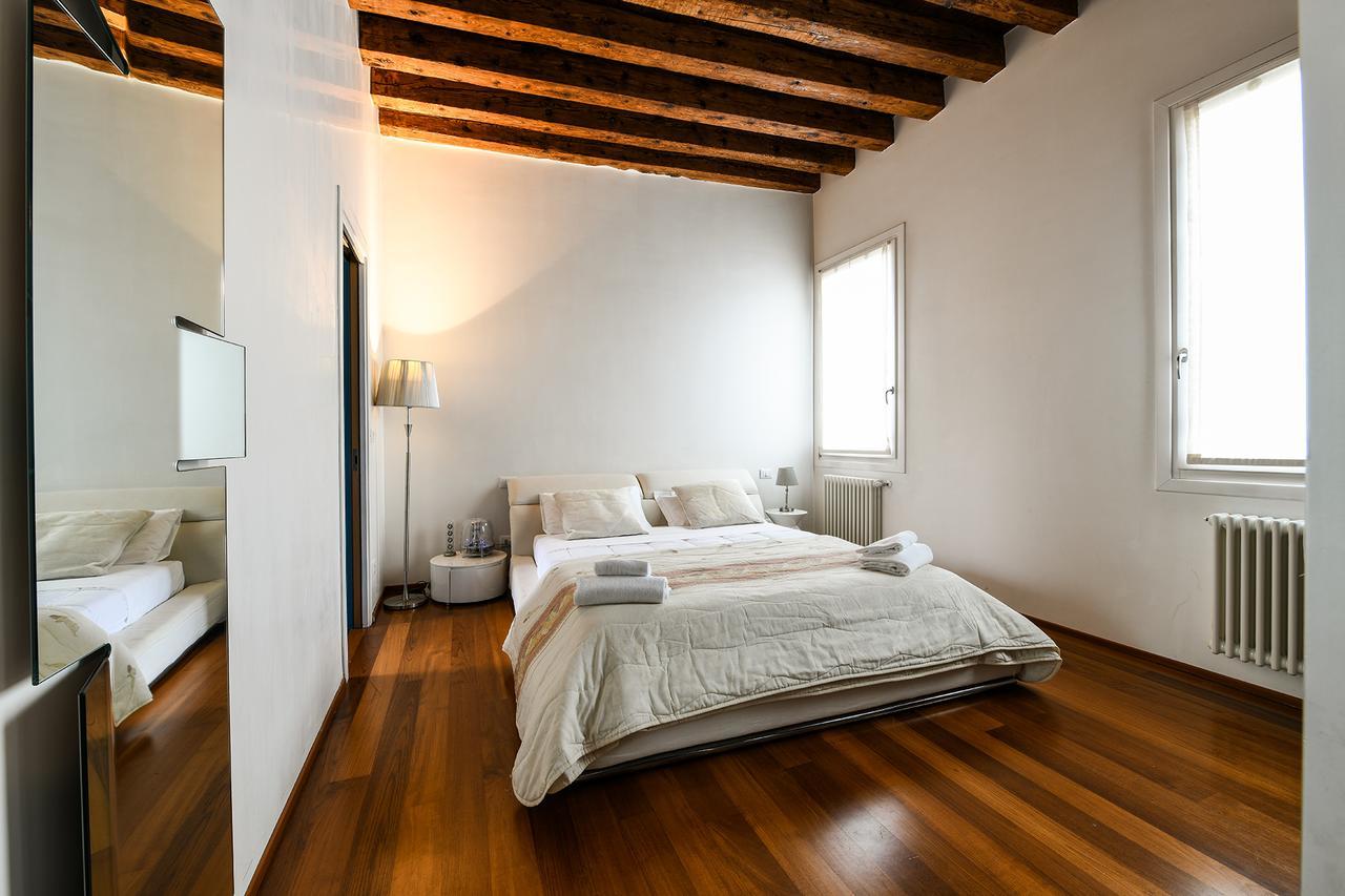 Frari Luxury Apartamento Venecia Exterior foto